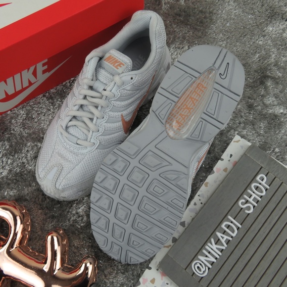 Nike Air Max Torch Sneakers - Picture 5 of 5